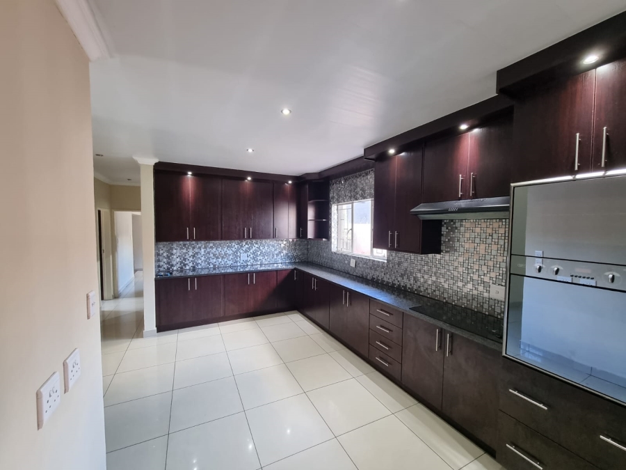 3 Bedroom Property for Sale in Waterval East North West